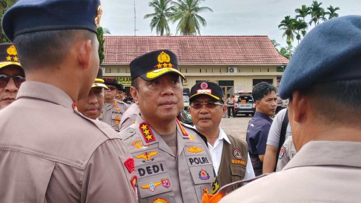 Polri Tambah Alat Berat untuk Percepat Penanganan Bencana Sumbar